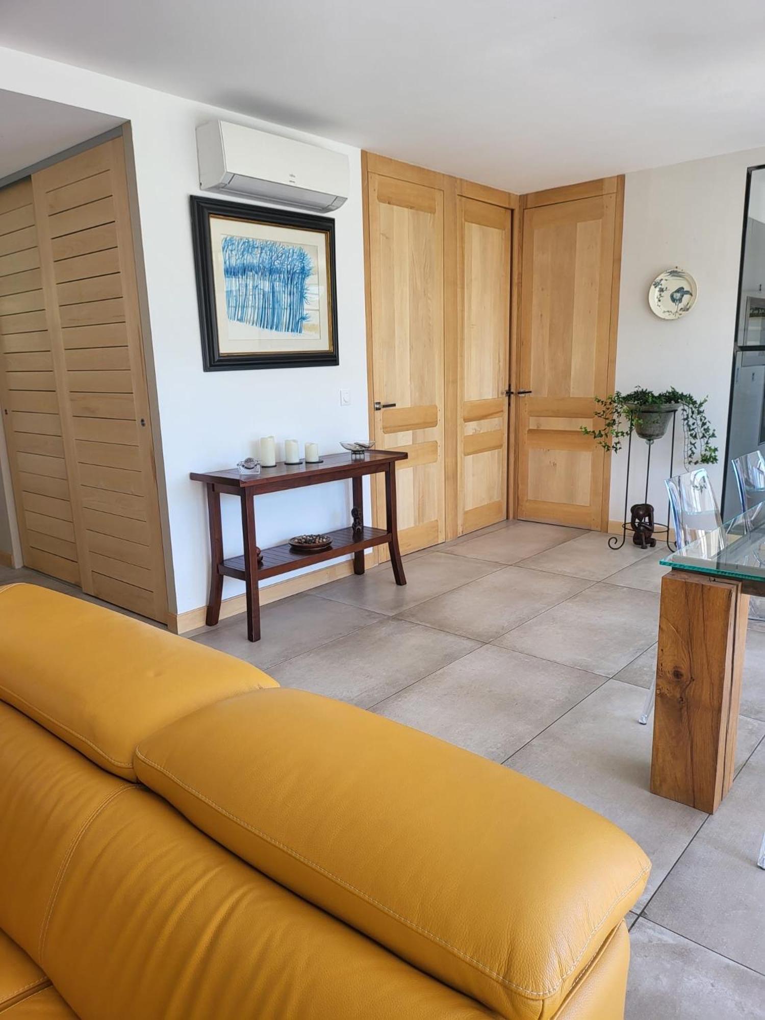 Appartement Standing Bord Sorgue LʼIsle-sur-la-Sorgue Eksteriør bilde